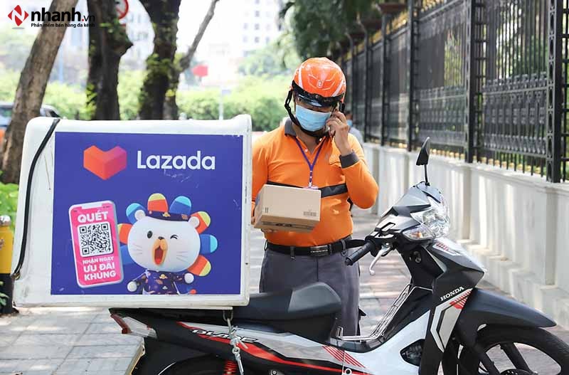 Lazada có những hình thức vận chuyển và các nhà vận chuyển nào?